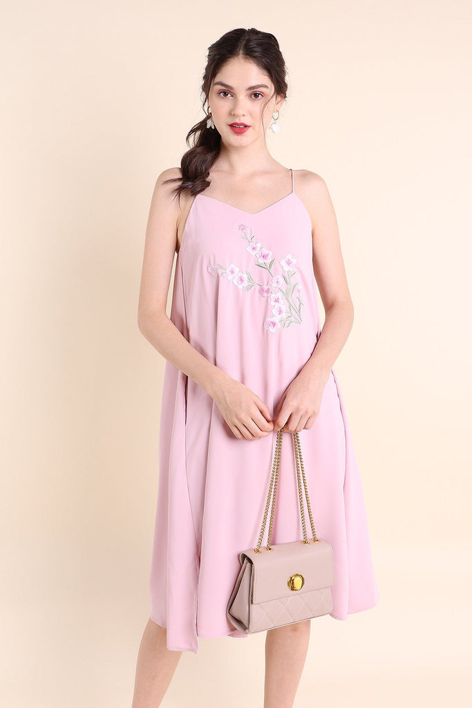 MADEBYNM BLISS FLORAL EMBROIDERY MIDI TRAPEZE DRESS IN PINK [XS/S/M/L]  - NEONMELLO