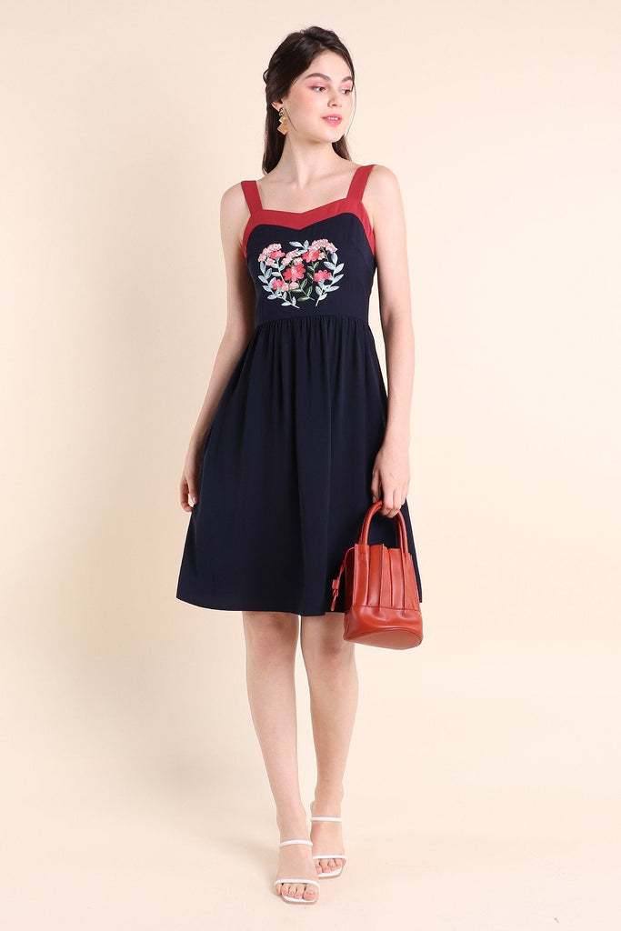 MADEBYNM LEILA FLORAL EMBROIDERY A-LINE DRESS IN NAVY BLUE [XS/S/M/L/XL] - NEONMELLO