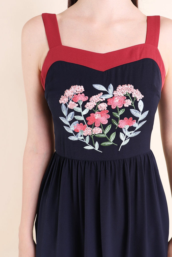 MADEBYNM LEILA FLORAL EMBROIDERY A-LINE DRESS IN NAVY BLUE [XS/S/M/L/XL] - NEONMELLO