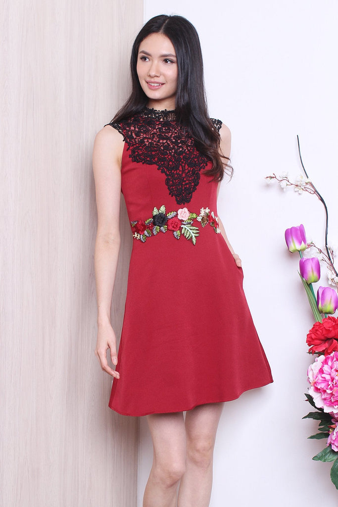 MADEBYNM LULA APPLIQUE EMBROIDERY CROCHET NECKLINE DRESS IN WINE RED [XS/S/M/L] - NEONMELLO