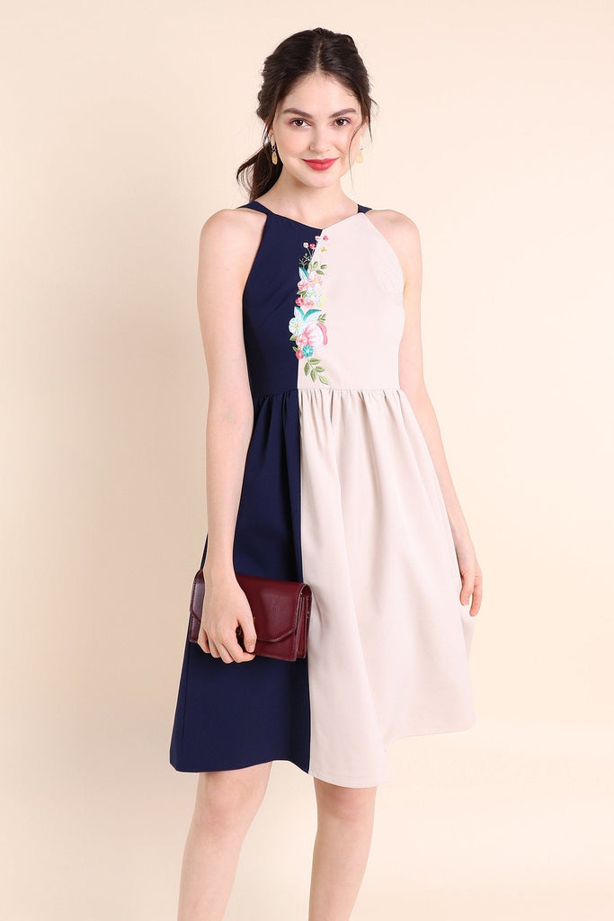 MADEBYNM SPRING SONATA EMBROIDERY COLOURBLOCK MIDI DRESS IN NAVY/OAT [XS/S/M/L/XL] - NEONMELLO